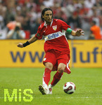 Fussball DFB-Pokal-Finale in Berlin, 26.05.2007,  VfB Stuttgart - 1.FC Nürnberg, Der Stuttgarter Fernando MEIRA am Ball,