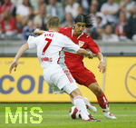 Fussball DFB-Pokal-Finale in Berlin, 26.05.2007,  VfB Stuttgart - 1.FC Nürnberg,  Der Stuttgarter Sami KHEDIRA (rechts, rot) im Zweikampf mit dem Nuernberger Marek NIKL (links, weiss), 