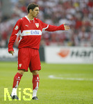 Fussball DFB-Pokal-Finale in Berlin, 26.05.2007,  VfB Stuttgart - 1.FC Nürnberg, Der Stuttgarter Roberto HILBERT gibt Anweisungen an seine Mitspieler,