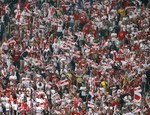Fussball DFB-Pokal-Finale in Berlin, 26.05.2007,  VfB Stuttgart - 1.FC Nürnberg, Die Stuttgarter Fans vor dem Spiel,