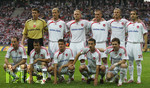 Fussball DFB-Pokal-Finale in Berlin, 26.05.2007,  VfB Stuttgart - 1.FC Nürnberg, Die Nürnberger Mannschaft. Vordere Reihe v.l. Markus SCHROTH, Tomas GALASEK, Jan KRISTIANSEN, Marek MINTAL und Ivan SAENKO.Hintere Reihe von links: Torwart Raphael SCHÄFER, Dominik REINHARDT, Andreas WOLF, Berti GLAUBER, Marco ENGELHARDT und Javier Haracio PINOLA.