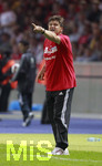 Fussball DFB-Pokal-Finale in Berlin, 26.05.2007,  VfB Stuttgart - 1.FC Nürnberg, Trainer Hans MEYER (Nürnberg) gestikuliert.   