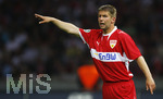 Fussball DFB-Pokal-Finale in Berlin, 26.05.2007,  VfB Stuttgart - 1.FC Nürnberg, Thomas HITZLSPERGER (Stuttgart) ist unzufrieden.