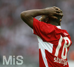 Fussball DFB-Pokal-Finale in Berlin, 26.05.2007,  VfB Stuttgart - 1.FC Nürnberg, CACAU (Stuttgart) schlägt die Hände über dem Kopf zusammen.