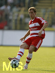 Fussball 1.Bundesliga 2006/07, Freundschaftsspiel, SSV Ulm 1846 - FC Bayern München, Dienstag 22.05.07,  Andreas OTTL (Bayern München) am Ball.