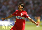 Fussball 1.Bundesliga 2006/07:  34. Spieltag,  VfB Stuttgart - FC Energie Cottbus  19.05.2007,  Sami KHEDIRA (Stuttgart) freut sich über seinen Treffer zum 2:1 Endstand.