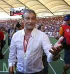 Fussball 1.Bundesliga 2006/07:  34. Spieltag,  VfB Stuttgart - FC Energie Cottbus  19.05.2007, Trainer Armin VEH (Stuttgart) sieht aus wie ein begossener Pudel aus.
