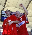 Fussball 1.Bundesliga 2006/07:  34. Spieltag,  VfB Stuttgart - FC Energie Cottbus  19.05.2007, Andreas BECK (re, Stuttgart) und Torwart Timo HILDEBRAND (li, beide Stuttgart) feiern ausgelassen die Meisterschaft.  