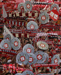 Fussball 1.Bundesliga 2006/07:  34. Spieltag,  VfB Stuttgart - FC Energie Cottbus  19.05.2007, Die Stuttgarter Fans feiern und singen.  