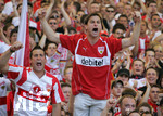 Fussball 1.Bundesliga 2006/07:  34. Spieltag,  VfB Stuttgart - FC Energie Cottbus  19.05.2007,  Die Stuttgarter Fans feiern ausgelassen die Meisterschaft. 