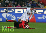 Fussball 1.Bundesliga 2006/07:  Spieltag 24, Bayer 04 Leverkusen - VfB Stuttgart, 03.03.07, Marco STRELLER (oben, Stuttgart) gegen JUAN (unten, Leverkusen)    