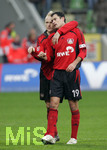 Fussball 1.Bundesliga 2006/07:  Spieltag 24, Bayer 04 Leverkusen - VfB Stuttgart, 03.03.07,  Carsten RAMELOW (li, Leverkusen) und Marko BABIC (re, Leverkusen) umarmen sich nach dem Spiel. 