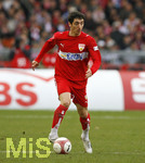 1. Bundesliga Herren, 25.Spieltag im Gottlieb-Daimler-Stadion, VfB Stuttgart - VFL Wolfsburg,  Roberto HILBERT (Stuttgart) Schusshaltung. 