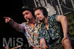 22.08.2019, Videospielemesse gamescom Kln. v.li.n.re.: Florian Diedrich (alias LeFloid, DoktorFroid und FlipFloid) und YouTuber Der Olli.