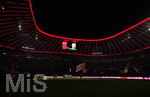 30.11.2019, Fussball 1. Bundesliga 2019/2020, 13.Spieltag, FC Bayern Mnchen - Bayer 04 Leverkusen, in der Allianz-Arena Mnchen. Lichtshow in der Arena beim Einlaufen der Mannschaften, alles ist Dunkel nur die Teams sind beleuchtet und Manuel Neuer ist auf der Videowall zu sehen.


