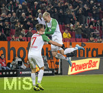 17.12.2019, Fussball 1. Bundesliga 2019/2020, 16.Spieltag, FC Augsburg - Fortuna Dsseldorf, in der WWK-Arena Augsburg,  Philipp Max (re, FC Augsburg) Torjubel mit Florian Niederlechner (li, FC Augsburg).


