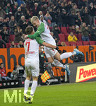 17.12.2019, Fussball 1. Bundesliga 2019/2020, 16.Spieltag, FC Augsburg - Fortuna Dsseldorf, in der WWK-Arena Augsburg,  Philipp Max (re, FC Augsburg) Torjubel mit Florian Niederlechner (li, FC Augsburg).


