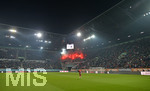 17.12.2019, Fussball 1. Bundesliga 2019/2020, 16.Spieltag, FC Augsburg - Fortuna Dsseldorf, in der WWK-Arena Augsburg, Pyrotechnik im Fanblock der Dsseldorfer.


