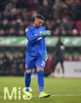 17.12.2019, Fussball 1. Bundesliga 2019/2020, 16.Spieltag, FC Augsburg - Fortuna Dsseldorf, in der WWK-Arena Augsburg, Torwart Steffen Zackary (Dsseldorf) nachdenklich 


