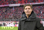 21.12.2019, Fussball 1. Bundesliga 2019/2020, 17.Spieltag, FC Bayern Mnchen - VfL Wolfsburg, in der Allianz-Arena Mnchen. Trainer Oliver Glasner (Wolfsburg) nachdenklich. 


