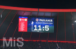 21.12.2019, Fussball 1. Bundesliga 2019/2020, 17.Spieltag, FC Bayern Mnchen - VfL Wolfsburg, in der Allianz-Arena Mnchen.  Das Eckenverhltnis ist von der Brauerei Paulaner gesponsort.


