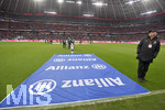 21.12.2019, Fussball 1. Bundesliga 2019/2020, 17.Spieltag, FC Bayern Mnchen - VfL Wolfsburg, in der Allianz-Arena Mnchen.  Allianz-Teppich vor dem Spiel auf dem Rasen.



