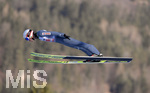 01.01.2020, Skispringen Vierschanzentournee, Neujahrsspringen in Garmisch Partenkirchen auf der groen Olympiaschanze,  Kamil Stoch (Polen) in der Luft.