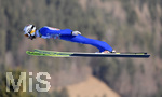 01.01.2020, Skispringen Vierschanzentournee, Neujahrsspringen in Garmisch Partenkirchen auf der groen Olympiaschanze,  Killian Peier (Schweiz) in der Luft.