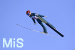 01.01.2020, Skispringen Vierschanzentournee, Neujahrsspringen in Garmisch Partenkirchen auf der groen Olympiaschanze, Philipp Aschenwald (sterreich) in der Luft.