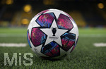 18.02.2020, Fussball UEFA Champions League 2019/2020, Achtelfinale, Borussia Dortmund - Paris St. Germain, im Signal-Iduna-Park Dortmund. Der offizielle Ball.
    

