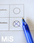 23.03.2020,  Gemeinderatswahl, Brgermeister, Kreistags und Landratswahlen in Bayern 2020, Wahlbezirk Bad Wrishofen in Bayern. Es ist eine Stichwahl ntig, hier whlt ein Brger per Briefwahl.