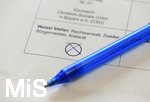 23.03.2020,  Gemeinderatswahl, Brgermeister, Kreistags und Landratswahlen in Bayern 2020, Wahlbezirk Bad Wrishofen in Bayern. Es ist eine Stichwahl ntig, hier whlt ein Brger per Briefwahl.