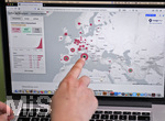 23.02.2020, Coronavirus-Flle auf einer interaktiven Europa-Karte auf einem Computerbildschirm. Heute (23.03.2020) sind 27546 Infizierte personen, 422 geheilt, 115 gestorben.