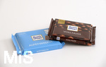 15.05.2020, Voll-Nuss Schokolade und Alpenmilch von Ritter Sport, 