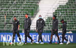 Die Spieler von Leverkusen betreten den Rasen.
Kai Havertz (2.v.l.).

Sport: Fussball: 1. Bundesliga: Saison 19/20: 26. Spieltag: SV Werder Bremen - Bayer 04 Leverkusen, 18.05.2020

Foto: Marvin Ibo Gngr/GES/POOL

