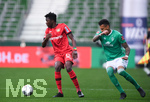 Zweikampf, Duell  Edmond Tapsoba (Leverkusen) gegen Davie Selke (Bremen).

Sport: Fussball: 1. Bundesliga: Saison 19/20: 26. Spieltag: SV Werder Bremen - Bayer 04 Leverkusen, 18.05.2020

Foto: Marvin Ibo Gngr/GES/POOL

