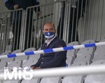 31.05.2020, Fussball 3. Bundesliga 2019/2020, 28.Spieltag, TSV 1860 Mnchen - MSV Duisburg, im Grnwalderstadion Mnchen,  Geschftsfhrer Michael Scharold (1860 Mnchen) mit Maske.
    

