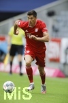 20.06.2020, Fussball 1. Bundesliga 2019/2020, 33. Spieltag, FC Bayern Muenchen - SC Freiburg, in der Allianz-Arena Muenchen, Robert Lewandowski (FC Bayern Mnchen) am Ball.

Foto: Rauchensteiner/Pool/via MIS

Nur fr journalistische Zwecke! Only for editorial use! 

Gem den Vorgaben der DFL Deutsche Fuball Liga ist es untersagt, in dem Stadion und/oder vom Spiel angefertigte Fotoaufnahmen in Form von Sequenzbildern und/oder videohnlichen Fotostrecken zu verwerten bzw. verwerten zu lassen. DFL regulations prohibit any use of photographs as image sequences and/or quasi-video.    

National and international NewsAgencies OUT. 


