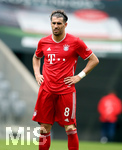 20.06.2020, Fussball 1. Bundesliga 2019/2020, 33. Spieltag, FC Bayern Muenchen - SC Freiburg, in der Allianz-Arena Muenchen, Javi Martinez (FC Bayern Mnchen) unzufreden

Foto: Sampics/Matzke/Pool/via MIS

Nur fr journalistische Zwecke! Only for editorial use! 

Gem den Vorgaben der DFL Deutsche Fuball Liga ist es untersagt, in dem Stadion und/oder vom Spiel angefertigte Fotoaufnahmen in Form von Sequenzbildern und/oder videohnlichen Fotostrecken zu verwerten bzw. verwerten zu lassen. DFL regulations prohibit any use of photographs as image sequences and/or quasi-video.    

National and international NewsAgencies OUT. 


