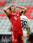 20.06.2020, Fussball 1. Bundesliga 2019/2020, 33. Spieltag, FC Bayern Muenchen - SC Freiburg, in der Allianz-Arena Muenchen, Thomas Mller (FC Bayern Mnchen) unzufrieden.

Foto: Sampics/Matzke/Pool/via MIS

Nur fr journalistische Zwecke! Only for editorial use! 

Gem den Vorgaben der DFL Deutsche Fuball Liga ist es untersagt, in dem Stadion und/oder vom Spiel angefertigte Fotoaufnahmen in Form von Sequenzbildern und/oder videohnlichen Fotostrecken zu verwerten bzw. verwerten zu lassen. DFL regulations prohibit any use of photographs as image sequences and/or quasi-video.    

National and international NewsAgencies OUT. 


