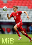 20.06.2020, Fussball 1. Bundesliga 2019/2020, 33. Spieltag, FC Bayern Muenchen - SC Freiburg, in der Allianz-Arena Muenchen, Thomas Mller (FC Bayern Mnchen) am Ball.

Foto: Sampics/Matzke/Pool/via MIS

Nur fr journalistische Zwecke! Only for editorial use! 

Gem den Vorgaben der DFL Deutsche Fuball Liga ist es untersagt, in dem Stadion und/oder vom Spiel angefertigte Fotoaufnahmen in Form von Sequenzbildern und/oder videohnlichen Fotostrecken zu verwerten bzw. verwerten zu lassen. DFL regulations prohibit any use of photographs as image sequences and/or quasi-video.    

National and international NewsAgencies OUT. 


