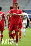 20.06.2020, Fussball 1. Bundesliga 2019/2020, 33. Spieltag, FC Bayern Muenchen - SC Freiburg, in der Allianz-Arena Muenchen, Torjubel Robert Lewandowski (FC Bayern Mnchen).

Foto: Sampics/Matzke/Pool/via MIS

Nur fr journalistische Zwecke! Only for editorial use! 

Gem den Vorgaben der DFL Deutsche Fuball Liga ist es untersagt, in dem Stadion und/oder vom Spiel angefertigte Fotoaufnahmen in Form von Sequenzbildern und/oder videohnlichen Fotostrecken zu verwerten bzw. verwerten zu lassen. DFL regulations prohibit any use of photographs as image sequences and/or quasi-video.    

National and international NewsAgencies OUT. 


