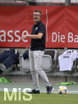 21.06.2020, Fussball 3. Bundesliga 2019/2020, 34.Spieltag, TSV 1860 Mnchen - Hallescher FC, im Grnwalderstadion Mnchen,  Trainer Michael Kllner (TSV 1860 Mnchen) in Rage.


