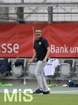 21.06.2020, Fussball 3. Bundesliga 2019/2020, 34.Spieltag, TSV 1860 Mnchen - Hallescher FC, im Grnwalderstadion Mnchen,  Trainer Michael Kllner (TSV 1860 Mnchen) in Rage.


