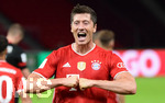 04.07.2020, xkvx, Fussball DFB Pokal Finale, Bayer 04 Leverkusen - FC Bayern Muenchen, Robert Lewandowski (FC Bayern Mnchen) Torjubel. 

Foto: Kevin Voigt/Jan Huebner/Pool/via MIS

(DFL/DFB REGULATIONS PROHIBIT ANY USE OF PHOTOGRAPHS as IMAGE SEQUENCES and/or QUASI-VIDEO - Editorial Use ONLY, National and International News Agencies OUT)