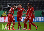 04.07.2020, xkvx, Fussball DFB Pokal Finale, Bayer 04 Leverkusen - FC Bayern Muenchen,  Torjubel David Alaba (FC Bayern Mnchen), Leon Goretzka (FC Bayern Mnchen), Benjamin Pavard (Bayern Mnchen), Jerome Boateng (FC Bayern Mnchen).

Foto: Kevin Voigt/Jan Huebner/Pool/via MIS

(DFL/DFB REGULATIONS PROHIBIT ANY USE OF PHOTOGRAPHS as IMAGE SEQUENCES and/or QUASI-VIDEO - Editorial Use ONLY, National and International News Agencies OUT)