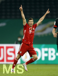 Berlin Deutschland, 04. Juli 2020,  
, BAYE04 LEVERKUSEN - FC BAYERN MUENCHEN  , Finale in Berlin, Torjubel Robert Lewandowski (FC Bayern Mnchen).


Foto: Hans Rauchensteiner / Pool / via MIS

Important: DFL REGULATIONS PROHIBIT ANY USE OF PHOTOGRAPHS as IMAGE SEQUENCES and/or QUASI-VIDEO - 
National and international News-Agencies OUT
Editorial Use ONLY