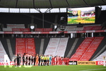 Mannschaftsaufstellung beider Teams vor dem Spiel.

Sport: Fussball: DFB-Pokal: Saison 19/20: Finale: Bayern Muenchen - Bayer Leverkusen, 04.07.2020

Foto: Marvin Ibo Gngr/GES/POOL/Via MIS