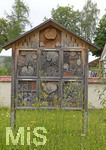 11.07.2020, Insektenhotel in Holzhausen bei Buchloe.