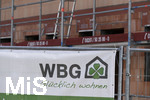 20.07.2020,  Baustelle fr eine Wohnanlage in einem Wohngebiet in Mindelheim, Die WBG bietet die Wohnungen schon zum Kauf an.